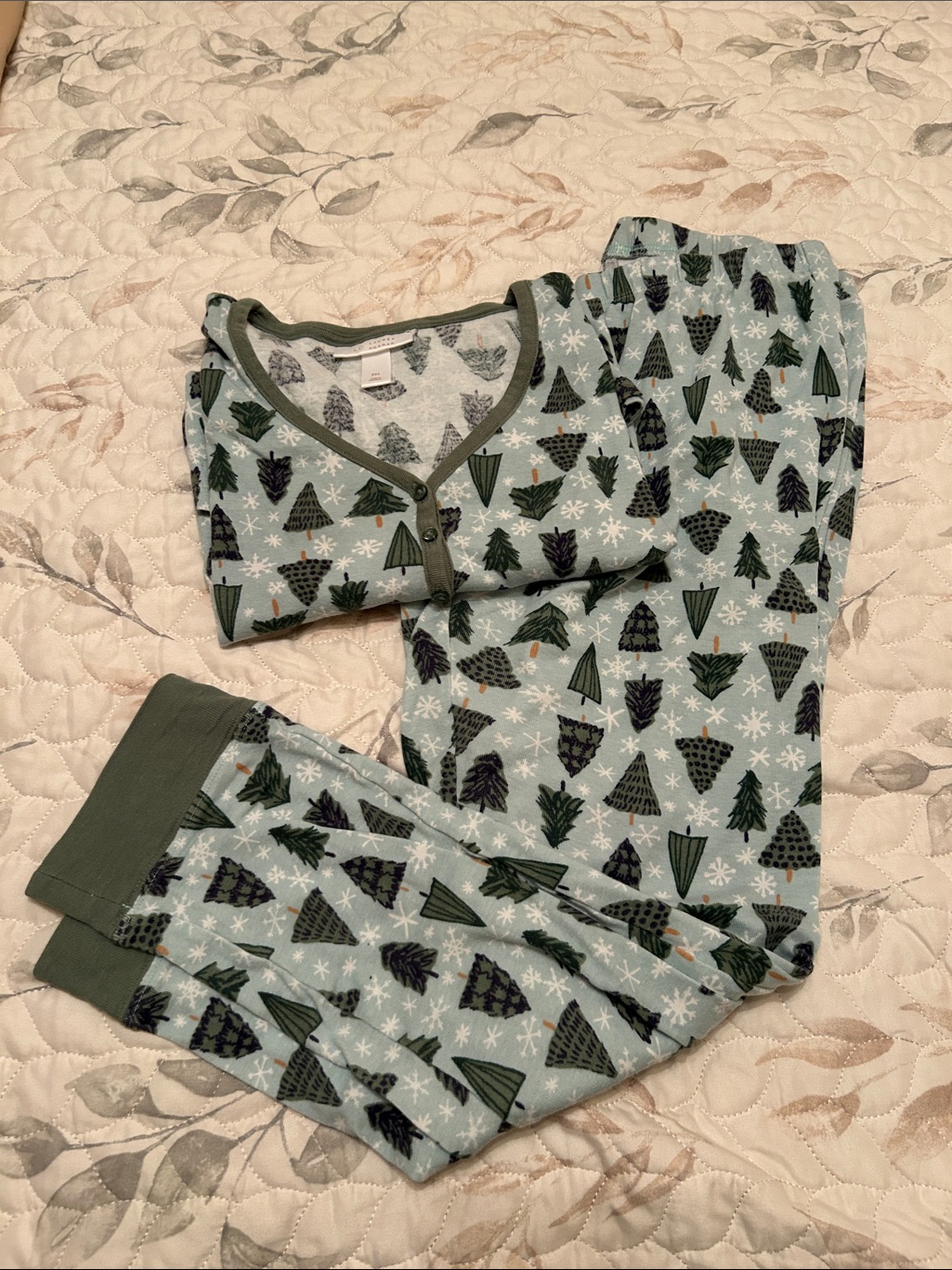 Lc Lauren Conrad Green Holiday Tree Pajama Set